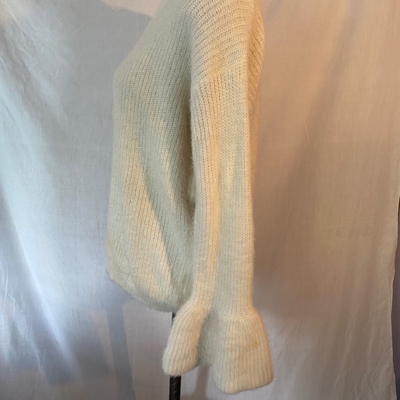 White sweater - Picture 2 of 3